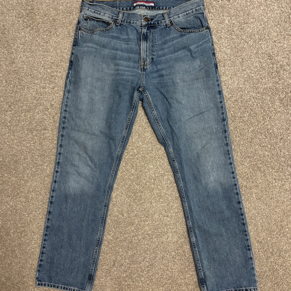 ✨HP✨TH Jeans